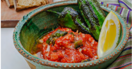 Van Mutfağının Közlenmiş Domates Salatası