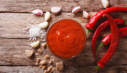 Asya Mutfağının Olmazsa Olmazı Sriracha  Sarımsak Sosu